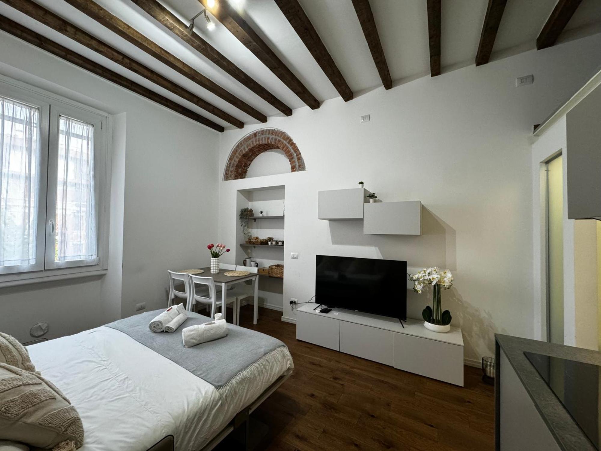 Regina Milano In Corso Lodi - Sky Tv, Wifi E Breakfast Box Apartman Kültér fotó
